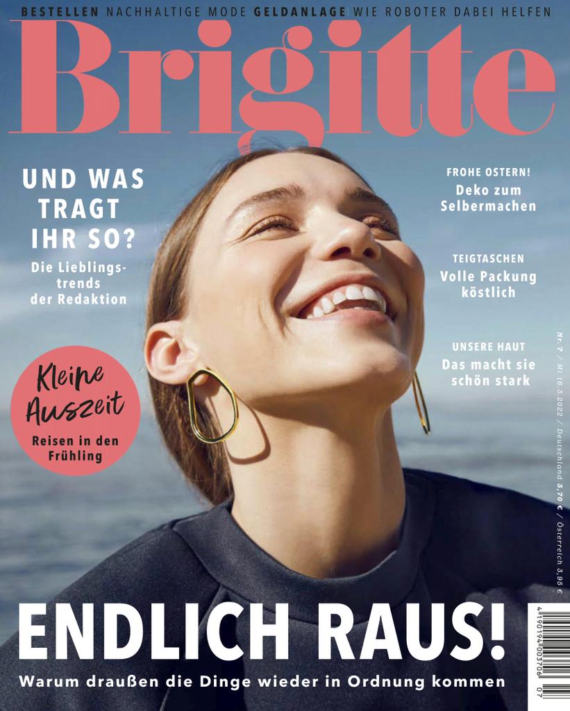https://www.discountmags.com/shopimages/products/extras/468384-brigitte-cover-2022-march-16-issue.jpg